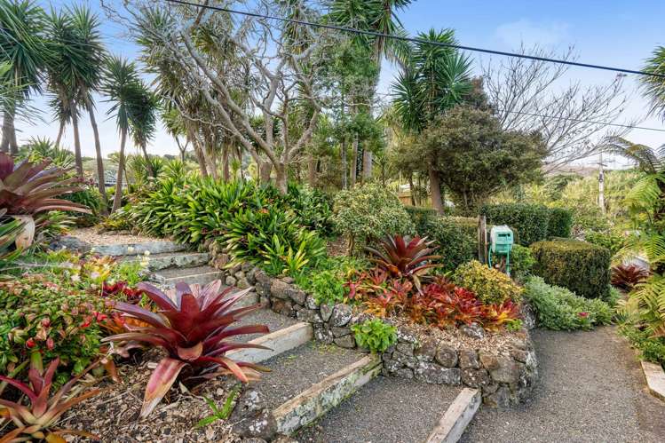 6 Waikaraka Beach Road Tamaterau_20