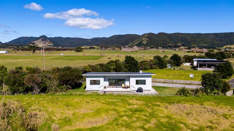 37 Kokopu Street Ahipara_31