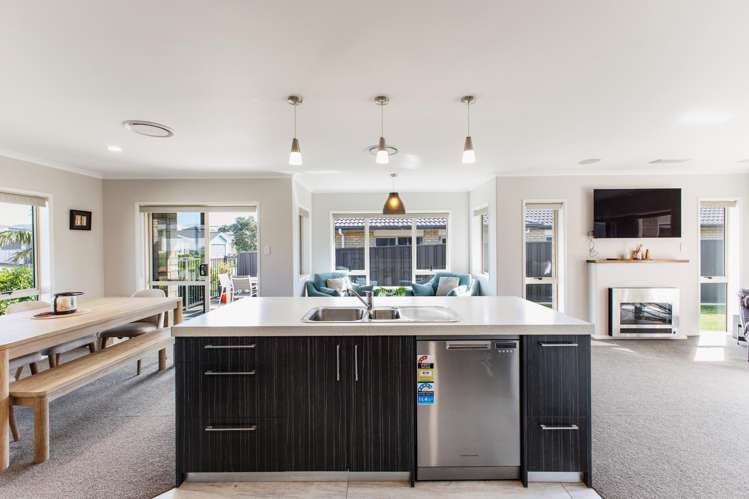 12 Omega Place Coastlands_9