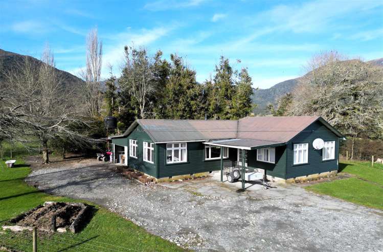 285 Bell Hill Road, Rotomanu Greymouth_8