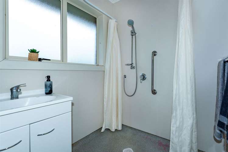 17 Tenby Place Avondale_12