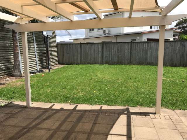 50 William Gamble Drive Greenhithe_2