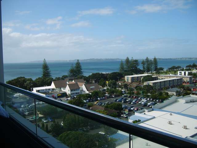 915/11 Tamariki Avenue Orewa_1