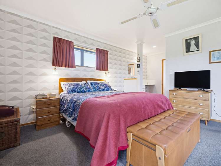 93 Hauraki Road Orongo_20
