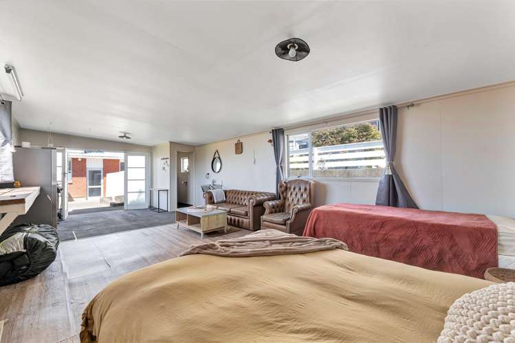 29 Whakapaki Street Urenui_21