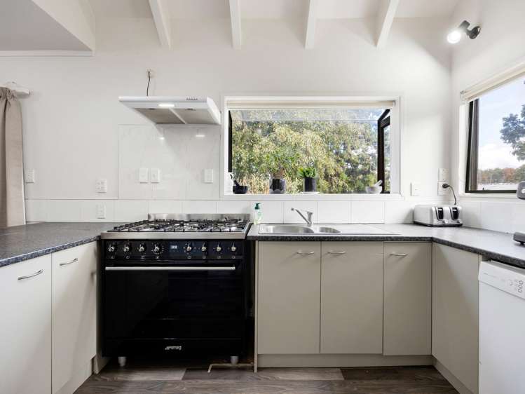 31A Halyard Close_3