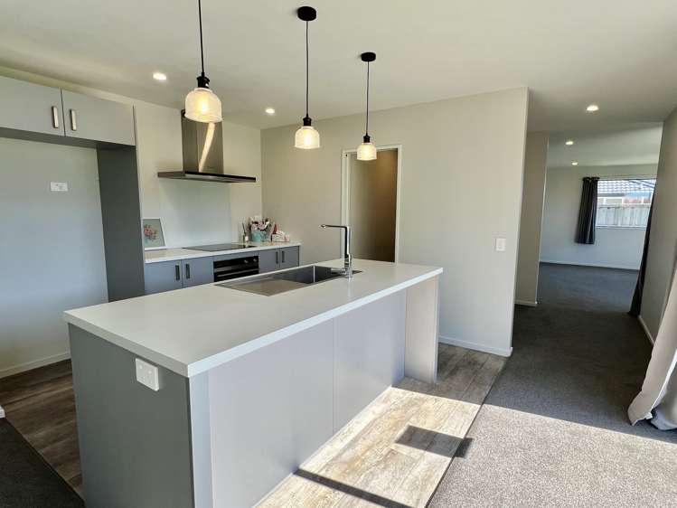 21A Strowan Avenue Elgin_7