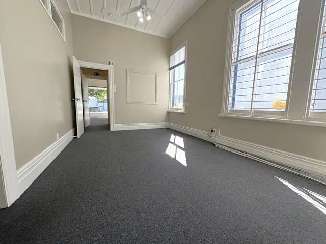 115 Newton Road Newton_4