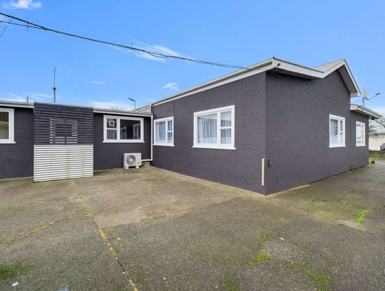 19 Hereford Street West End_27