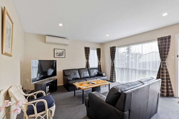 1/142 Geraldine Street Edgeware_3