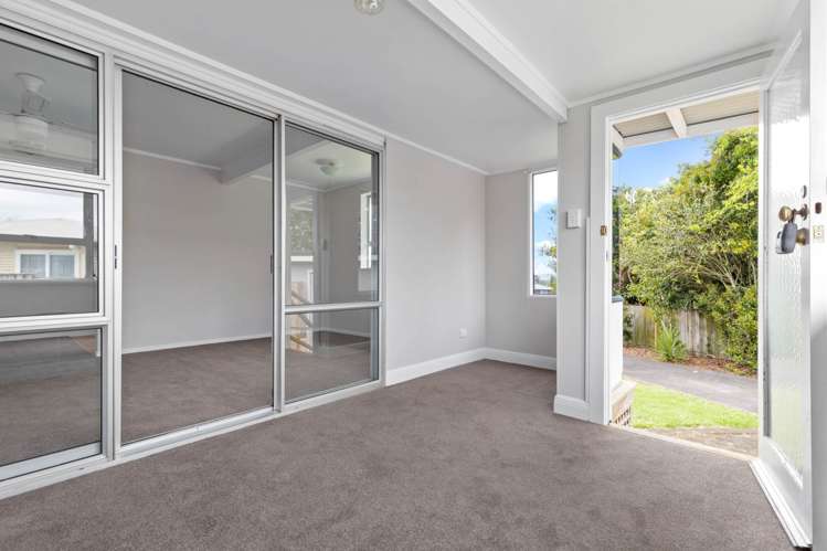 2/20 Parry Road Mt Wellington_5