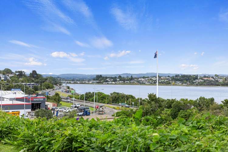 2/14 Williams Street Tauranga Central_3