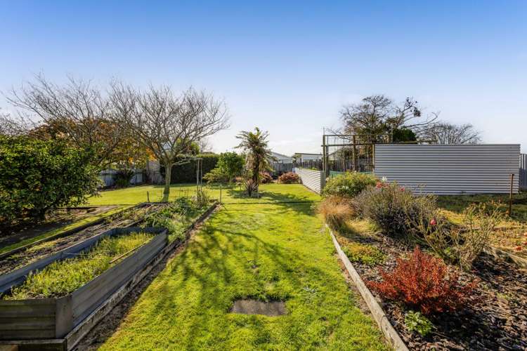 22 Burns Street Hawera_17