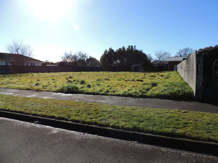 69 Stuart Crescent Masterton_4