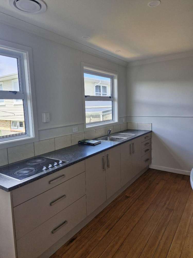 180 Powderham Street New Plymouth_1