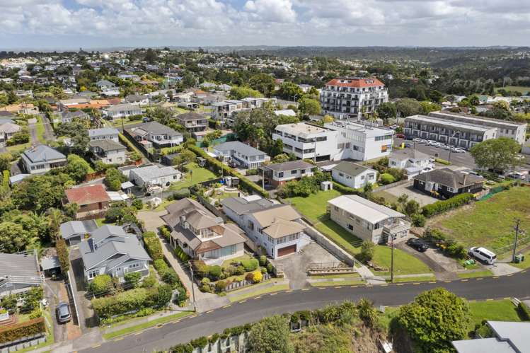 7 Huka Road Birkenhead_42