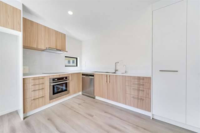 6/2 Wood Street Papakura_2