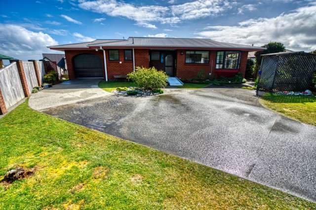 18 Parfitt Place Greymouth_2