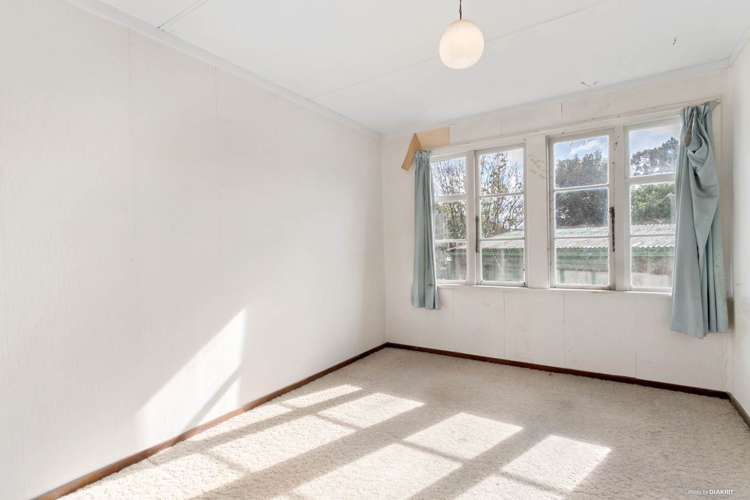 32 Tahapa Crescent Meadowbank_5