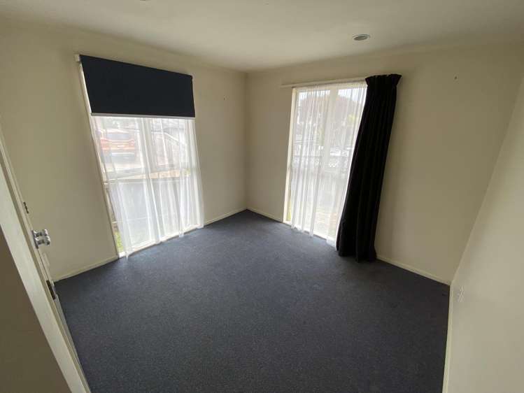 324i West Coast Road Glen Eden_9