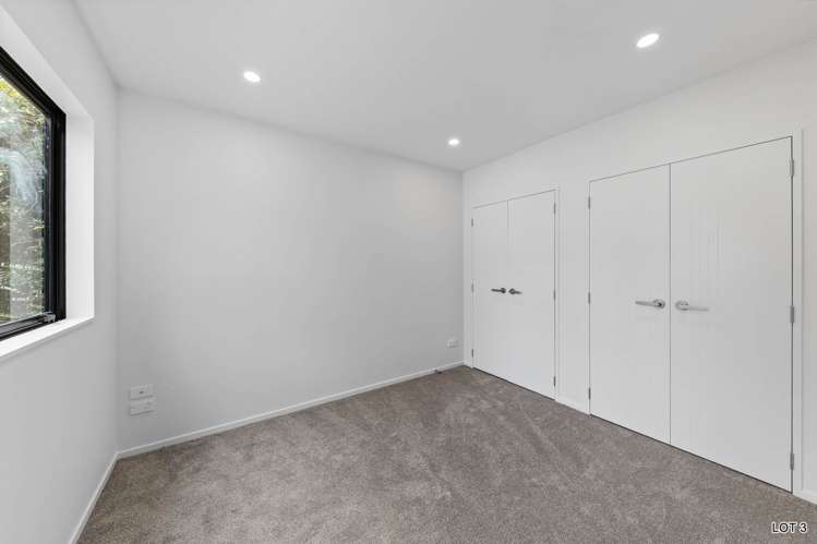 127 Glengarry Road Glen Eden_17