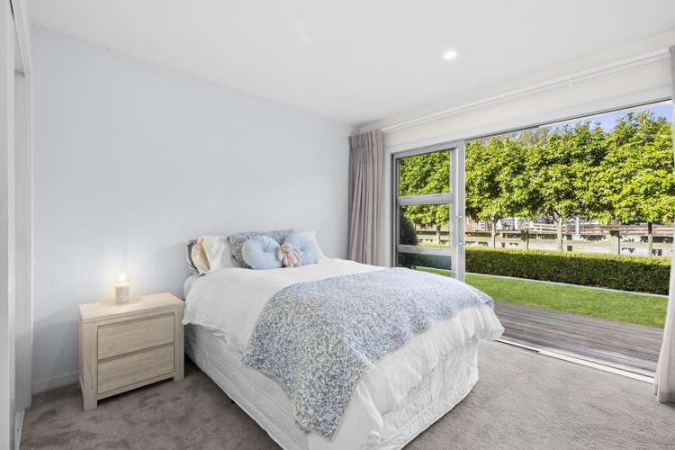 1 Alan Livingston Drive Cambridge_19