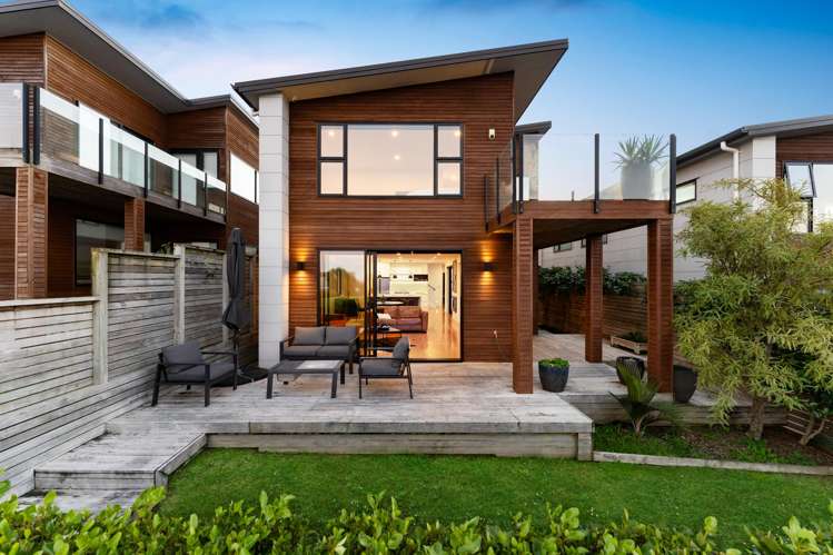 9 Coastview Lane Long Bay_22
