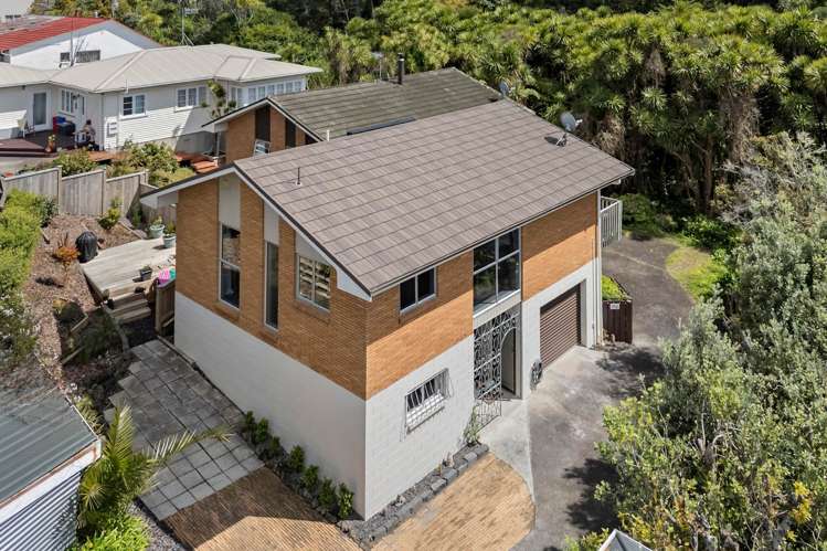 2/42 Eastglen Road Glen Eden_14