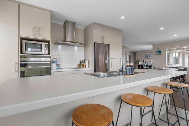 14 Raiha Street Papamoa_6