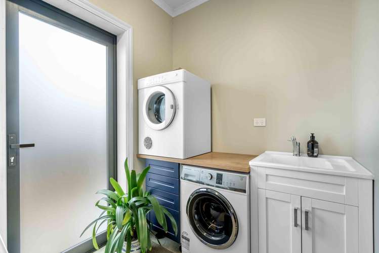 1 Surrey Street Orepuki_8