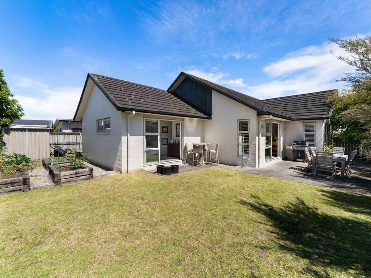 21 Andalusian Way Karaka_15