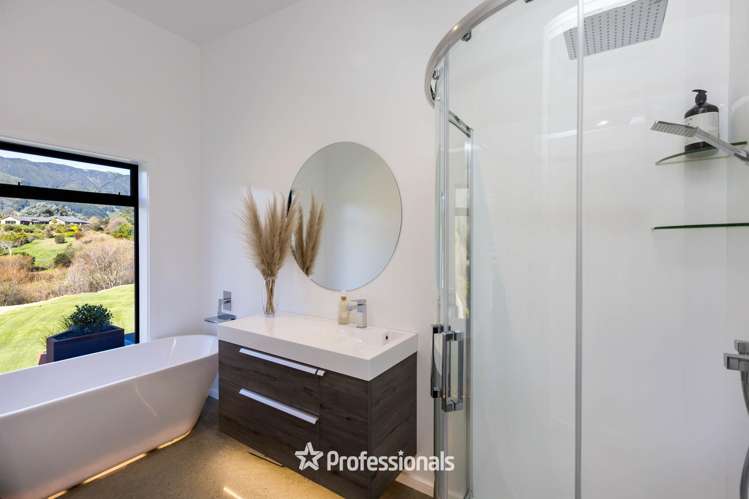 49 Mount Marua Drive Maymorn_24