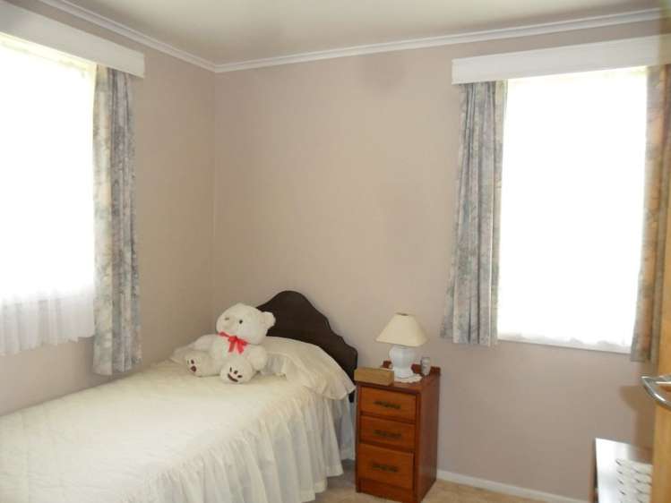 69 Whitaker Street Te Aroha_11