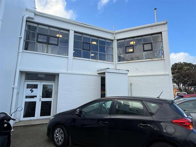 22b Kingsford Smith Street Rongotai_2