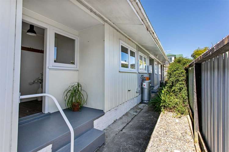 4/28 Turama Road Royal Oak_9