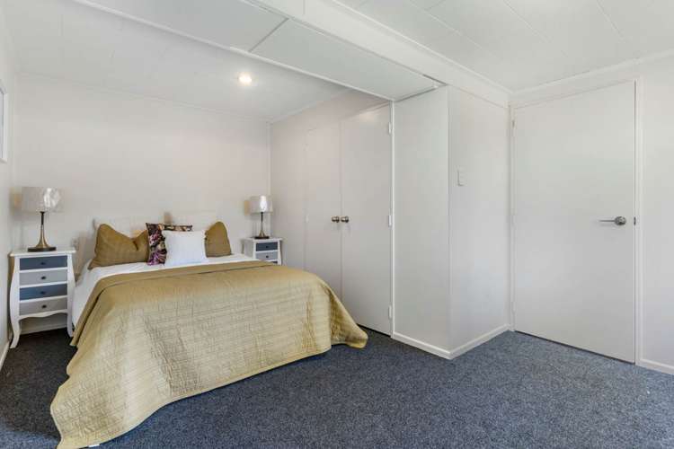 14 Bentley Avenue Glenfield_12