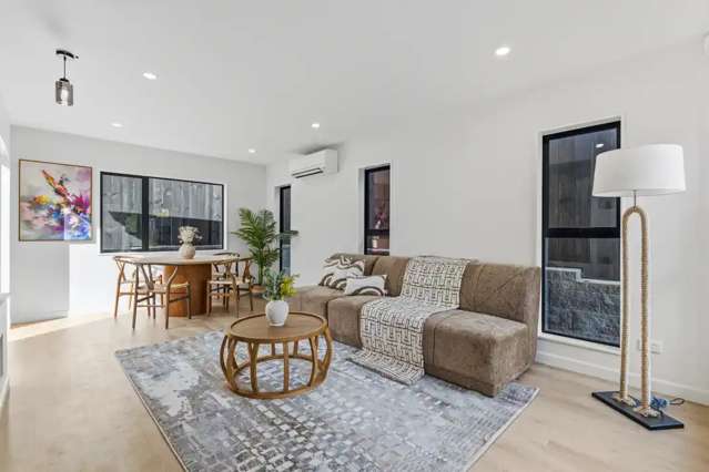 1/8 Bullar Crescent Manurewa_4
