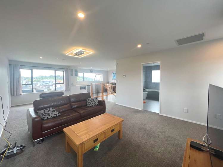 10 Byron Drury Way Riverhead_16