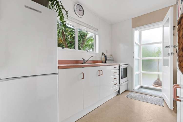 8/17 Swanson Road Henderson_14