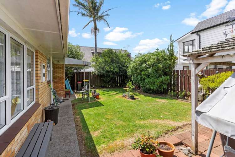 2/4 Scott Road Papakura_9