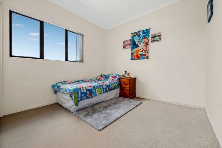 23 Triumph Road Flat Bush_9