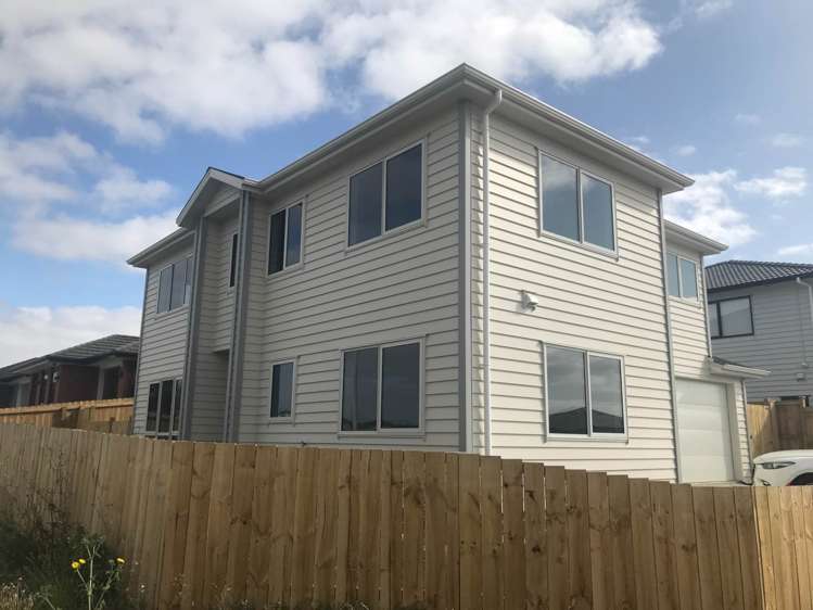 2 Hemopo Street Pukekohe_18