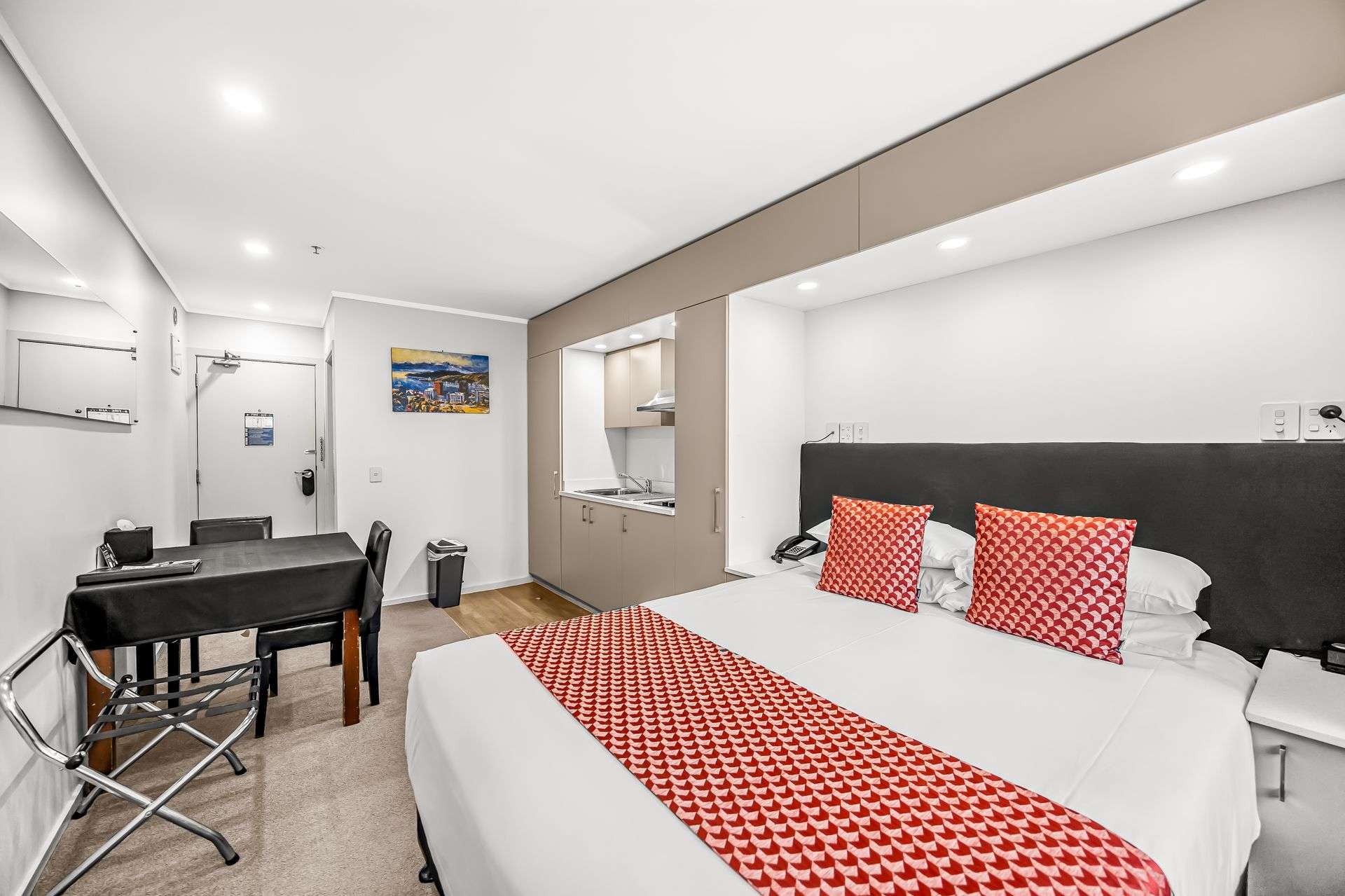 6B/35 Johnston St Wellington Central_0