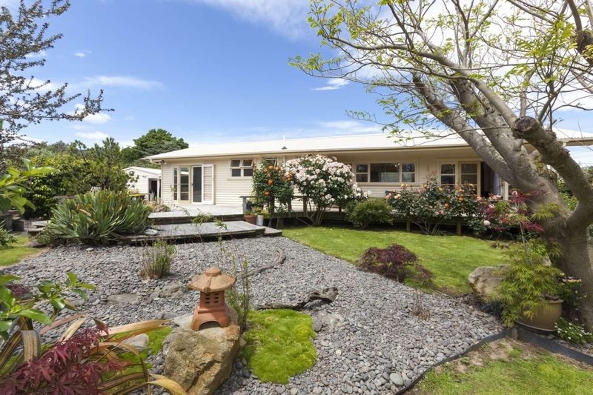 47 Menin Road Raumati South_0