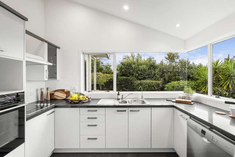 63 Fitzwilliam Drive Torbay_2