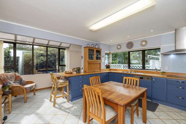 2 Lavinia Grove Waikanae Beach_1
