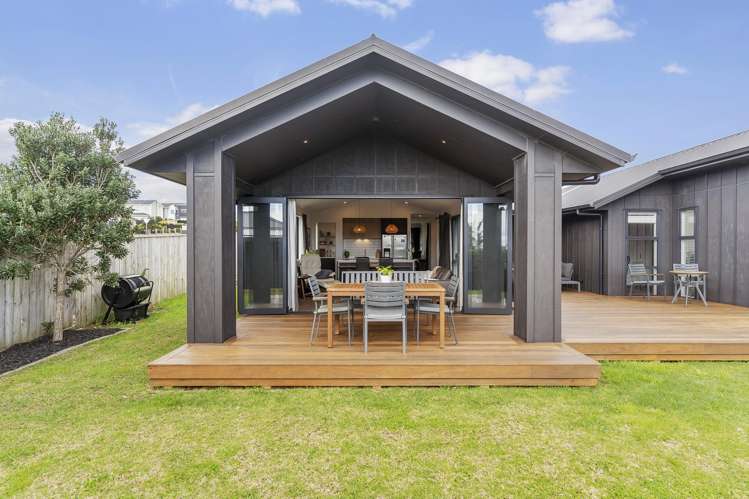 15 Keshvara Road Beachlands_13