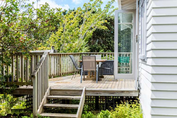 2A Severn Street Island Bay_28