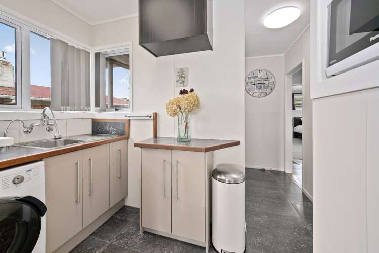 25 Kerswell Terrace Tihiotonga_11