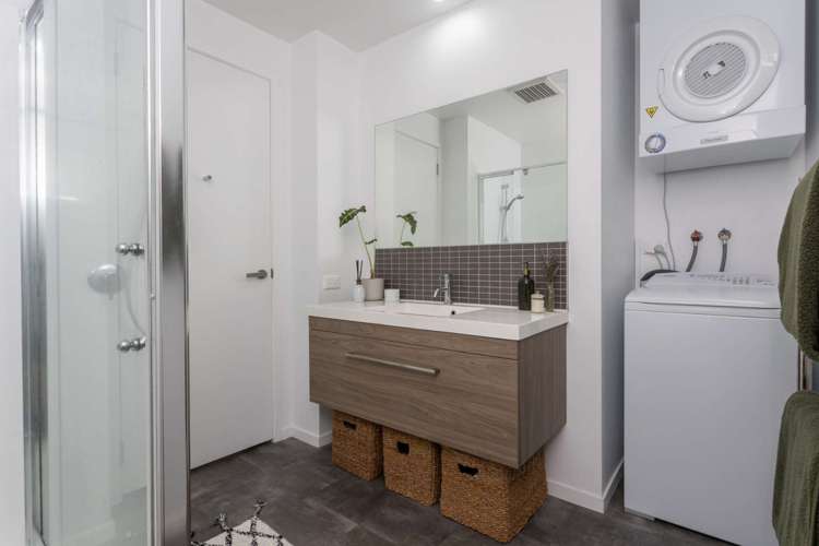 113/19 Bute Road 1607_9